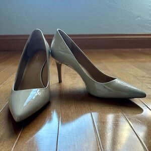 Calvin Klein Gayle Patent Leather Pump Size 8